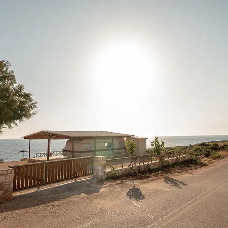 Roxa Caravan Fishing Spot 캠프장